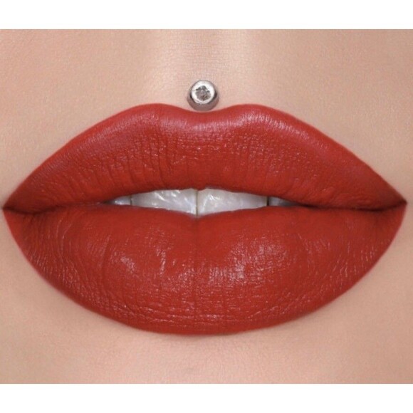 Jeffree Star Velvet Trap Lipstick in the shade BEST HAIR - Brand New in Box! - Picture 3 of 4